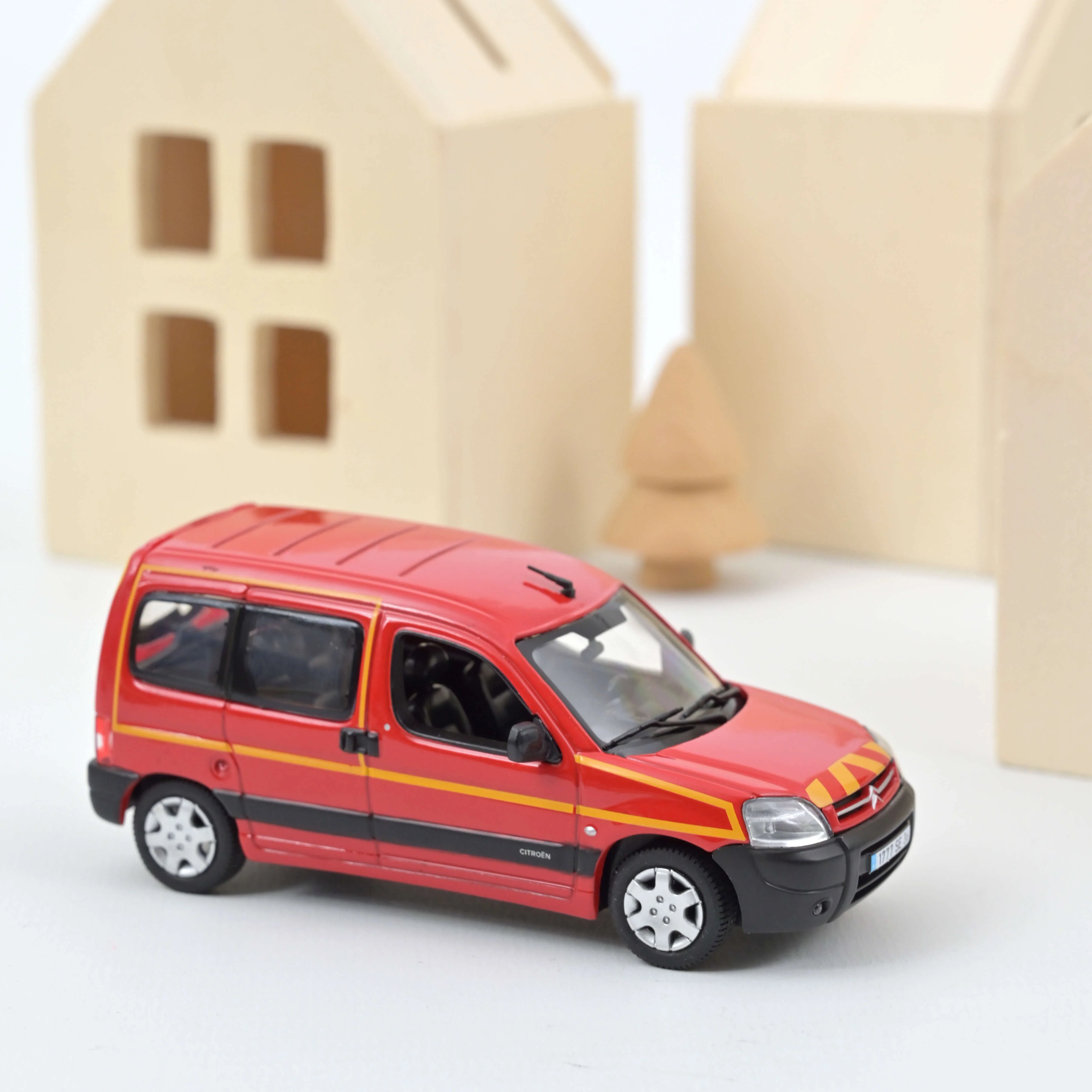 Miniature 1
