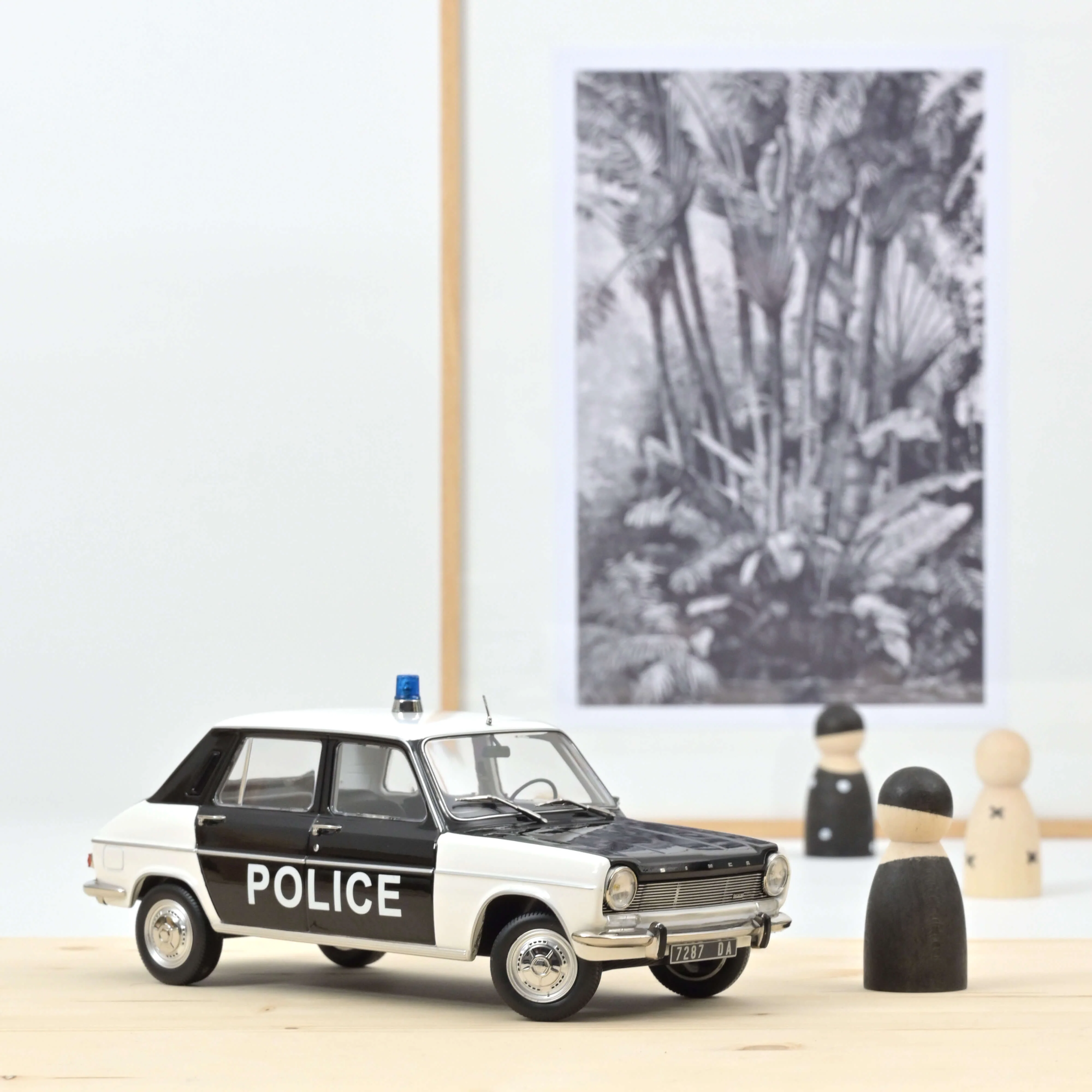 Miniature 1