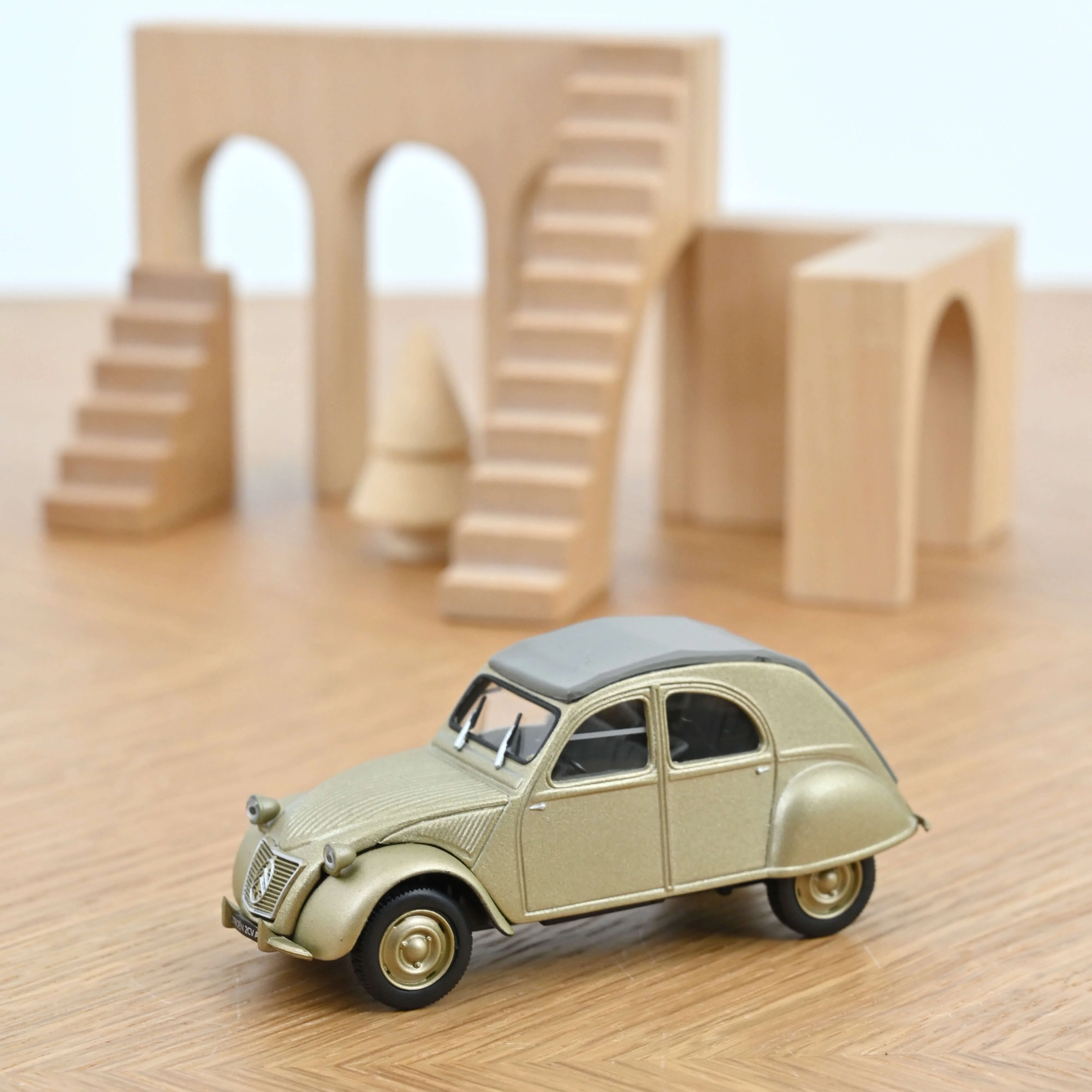 Miniature 1