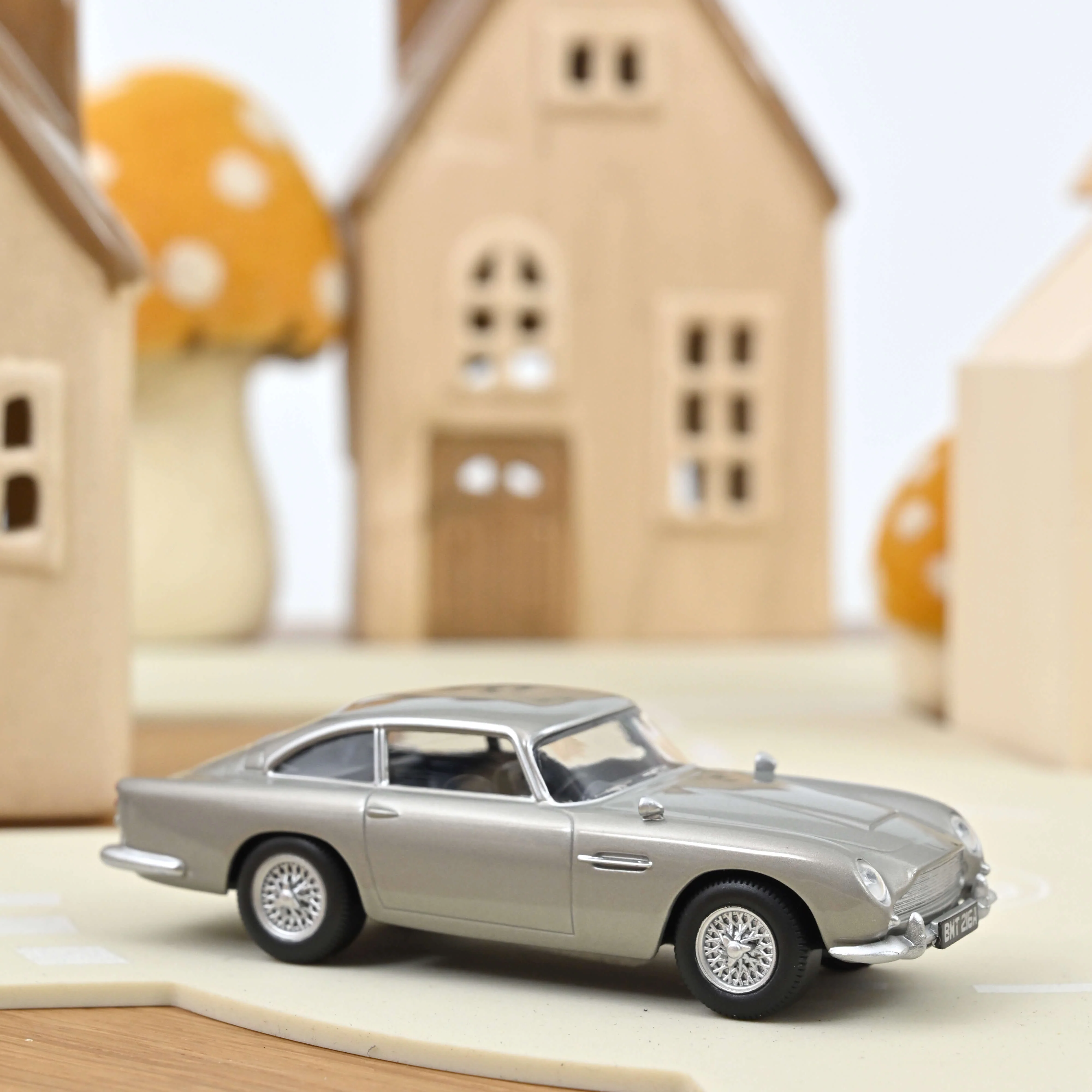 Miniature 1