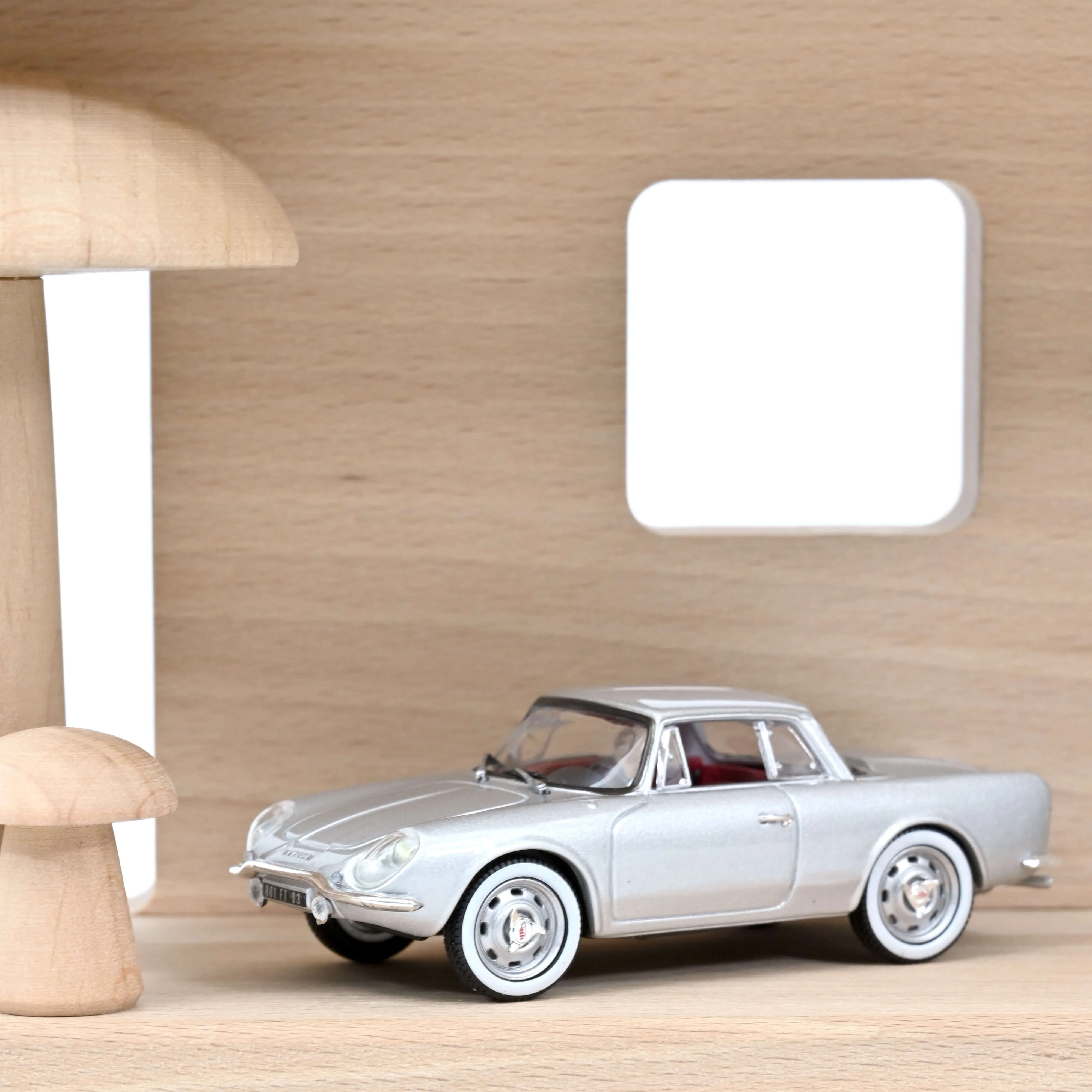 Miniature 1
