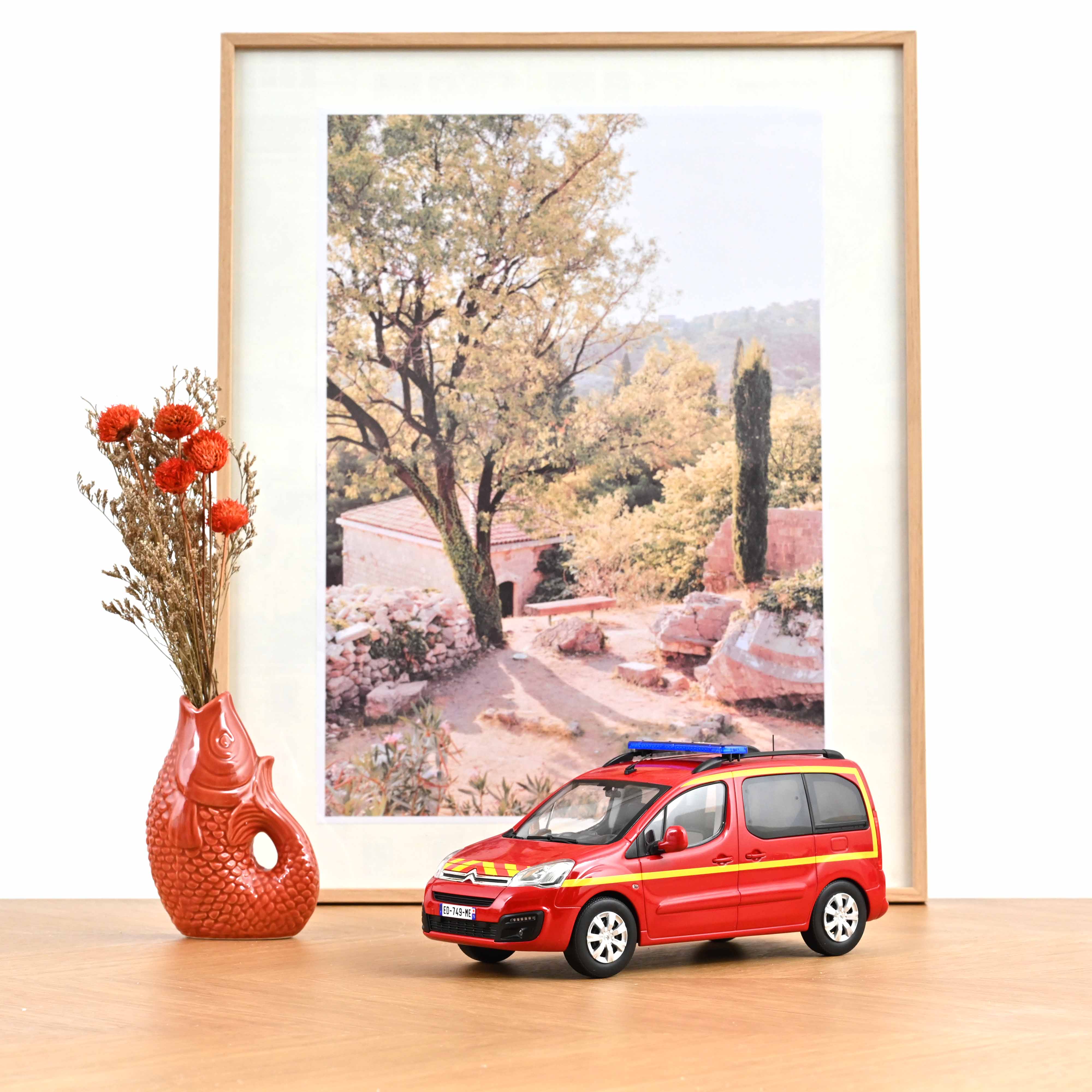 Miniature 1