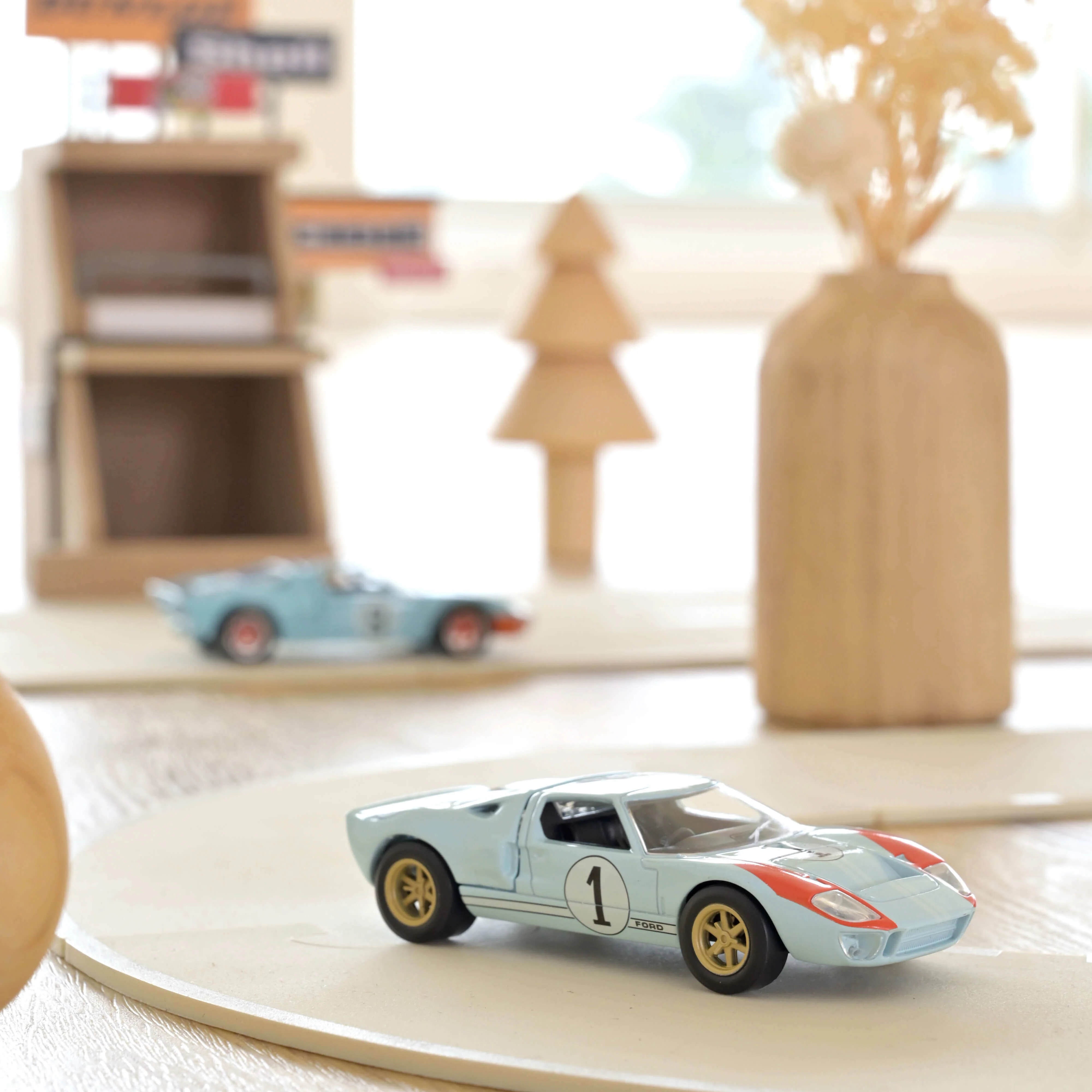 Miniature 1