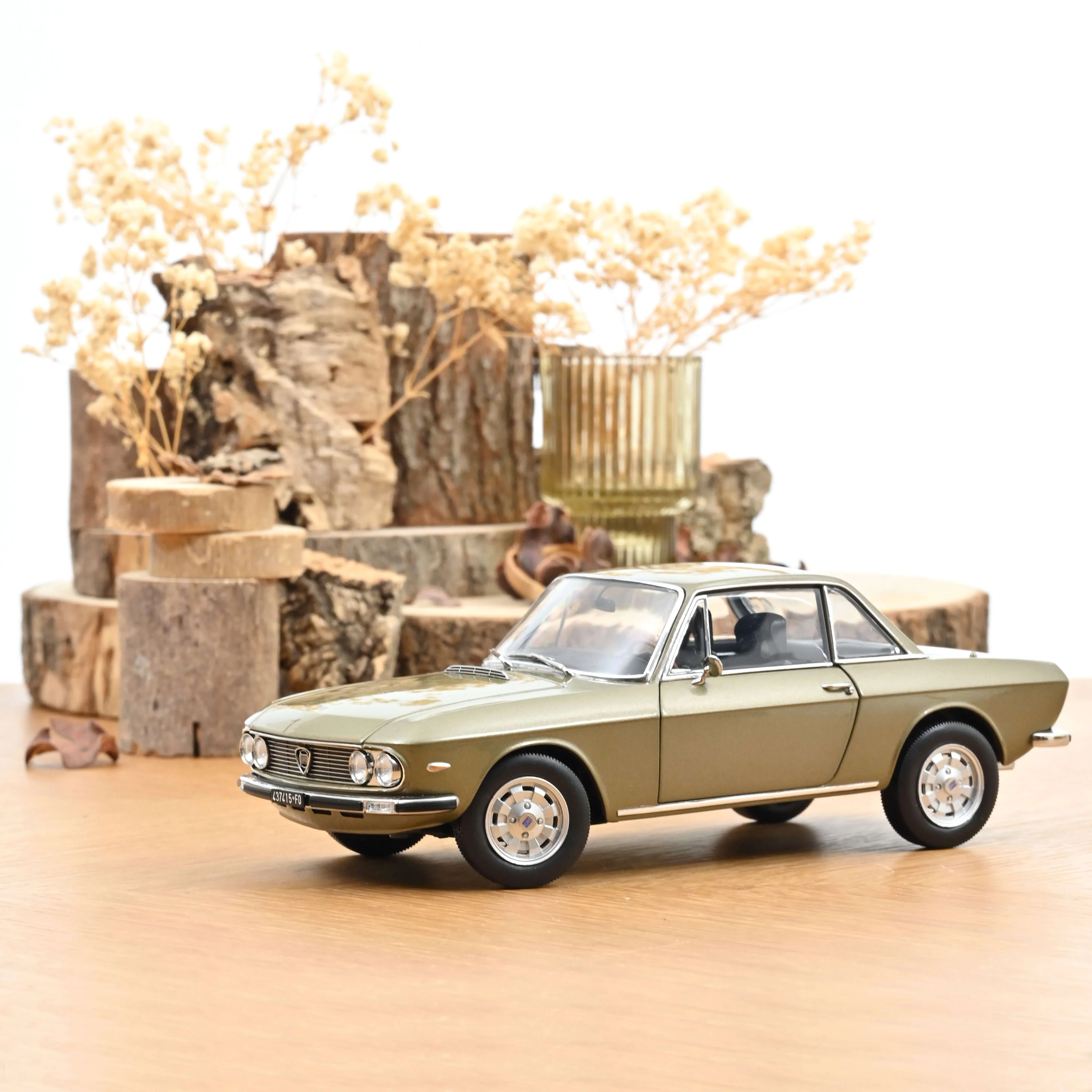 Miniature 1